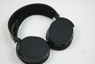 SteelSeries Arctis 3 Bluetooth (2019 Edition) Wired and Wireless Gaming Headset