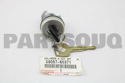 TOYOTA CAR LOCK タイヤロック 鍵付き(純正) トヨタ純正タイヤロック