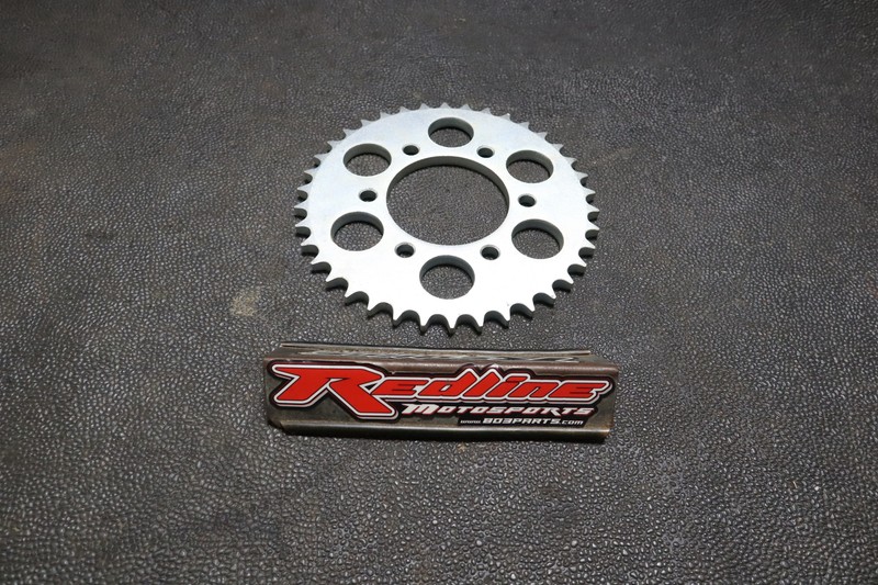 ロストGROCKET5,7 19,25 2,25 NOS - KAWASAKI 530 LEMANS 38T REAR STEEL SPROCKET K22-3719 | eBay