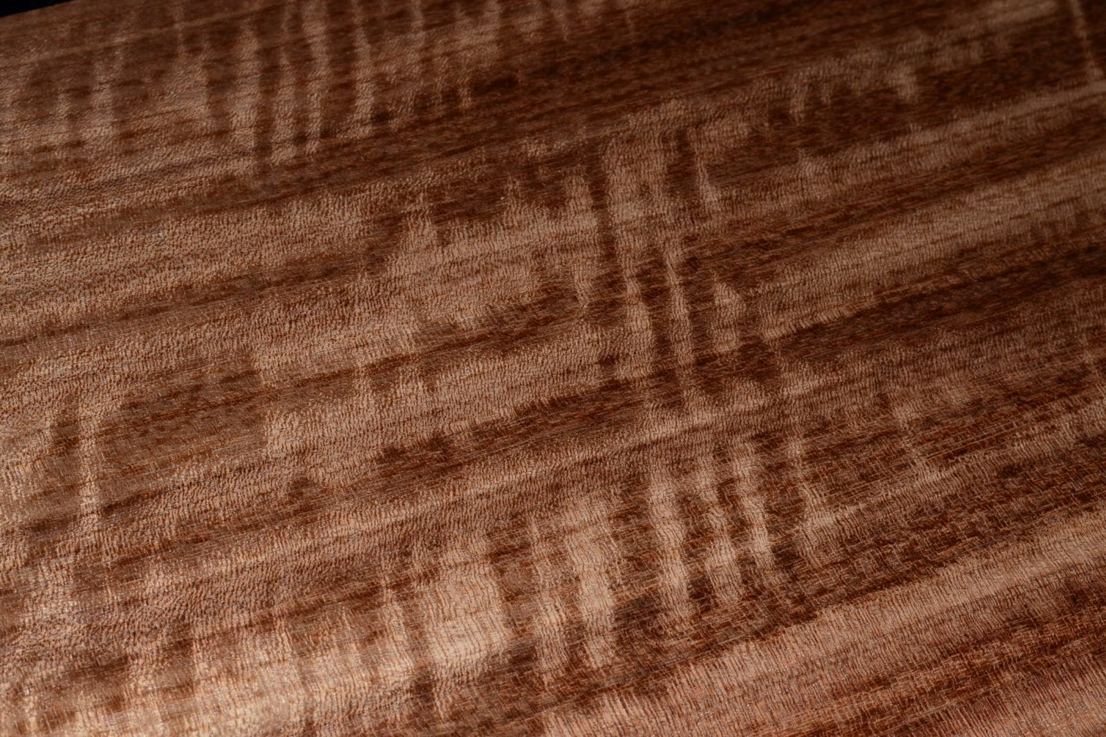 Etimoe Raw Wood Veneer Sheets  8.5 x 27 inches 1/42nd                   F8636-18