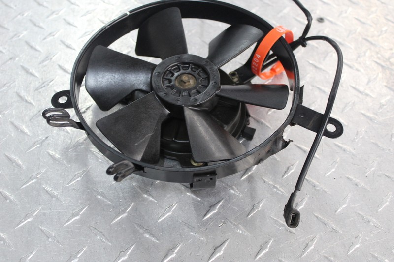 2018 HARLEYDAVIDSON STREET GLIDE SPECIAL FLHXS ENGINE RADIATOR COOLING FAN eBay