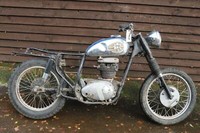 BSA A65 A 65 Lightning 1968 matching number winter restoration project.