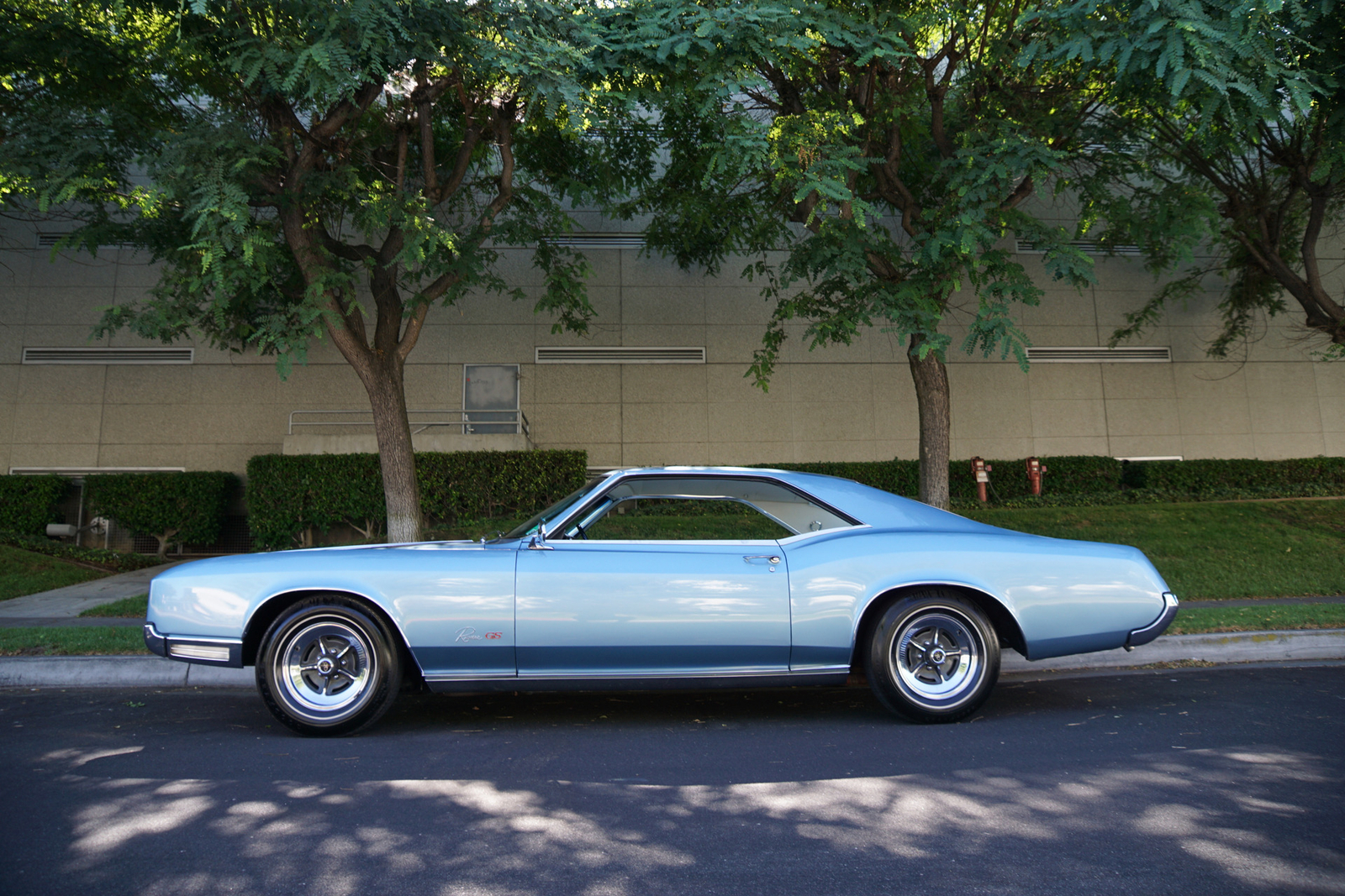 Buick Riviera 1