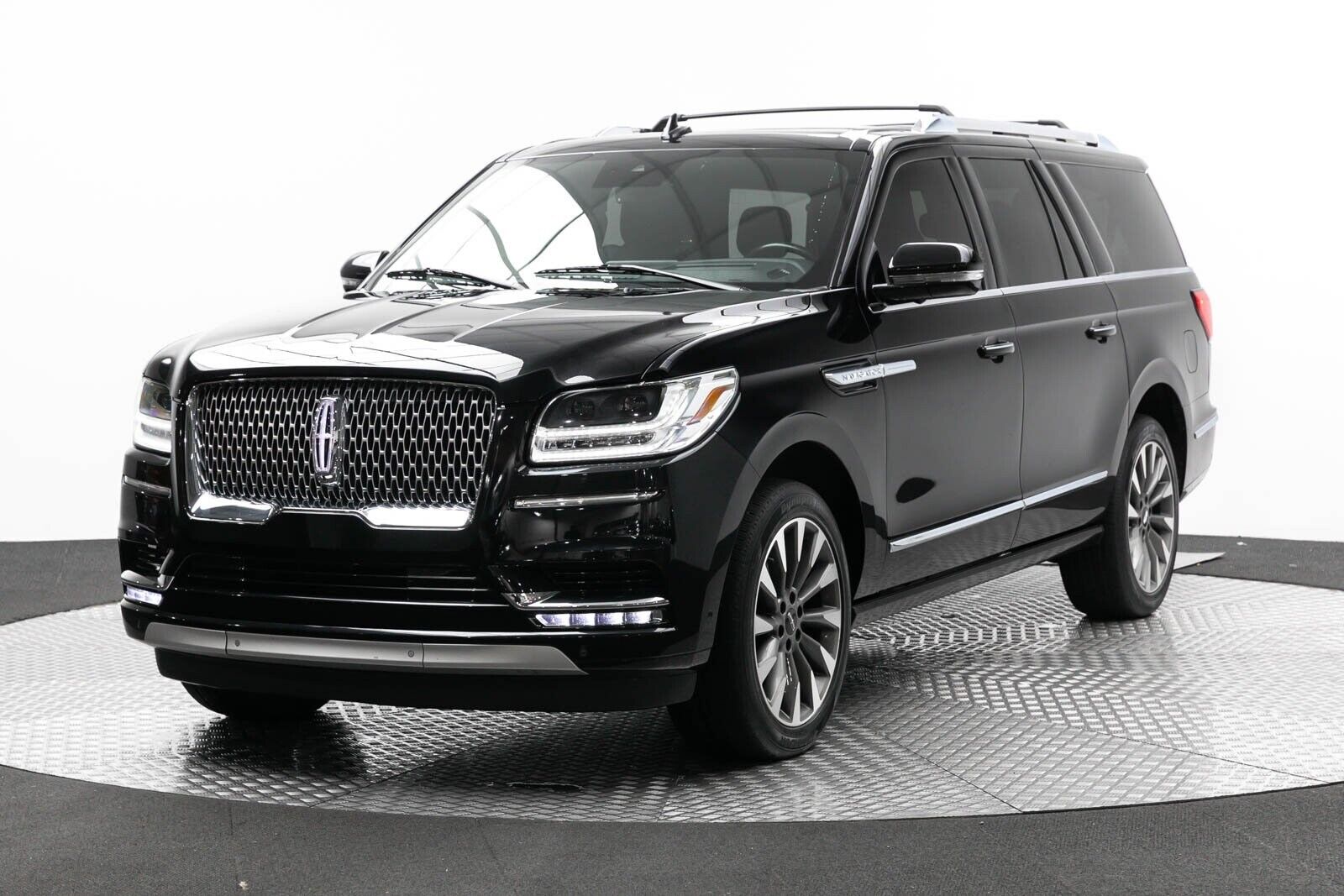2021 Lincoln Navigator, Black with 53060 Miles available now!