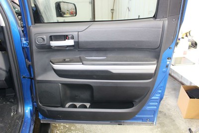 Details About 2018 18 Toyota Tundra Rear Passenger Right Rh Black Door Panel Trim Card