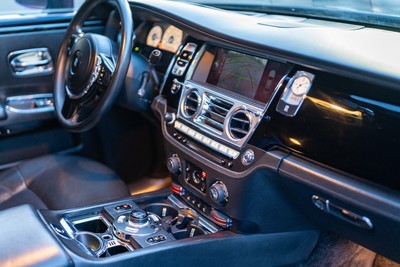 image 12 of interior