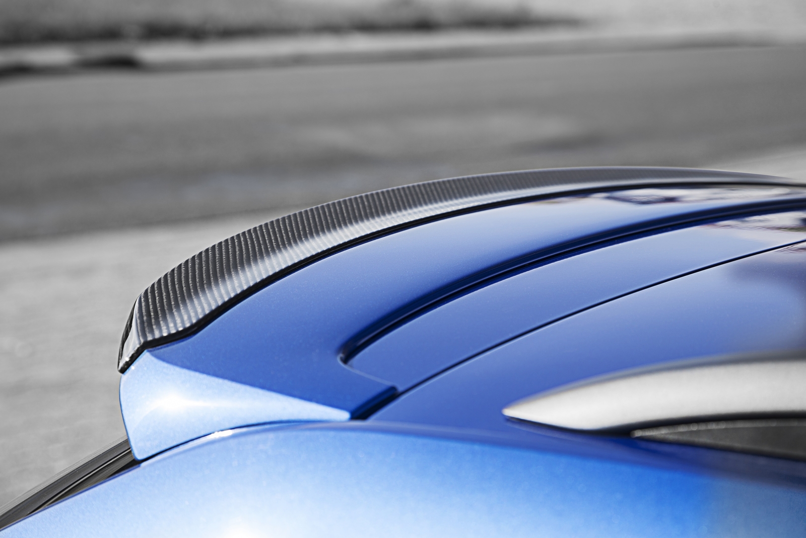 Milotec carbon spoiler for Skoda Octavia III RS station wagon