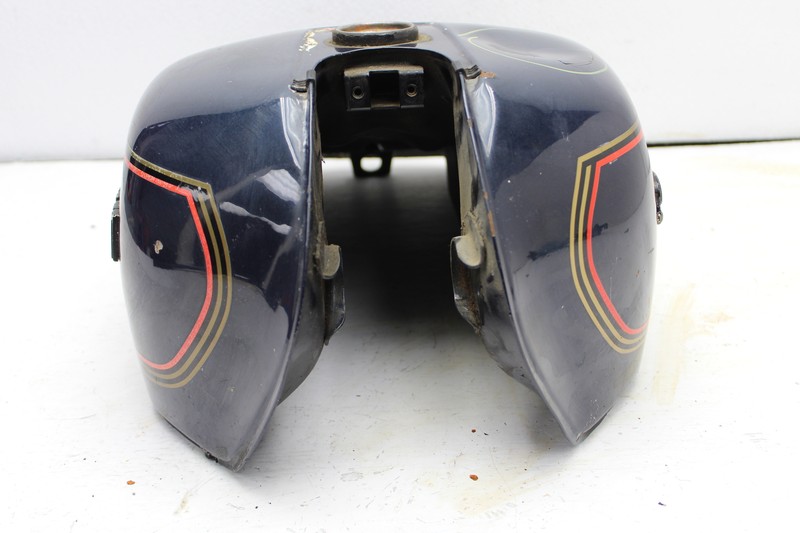 1978 SUZUKI GS550E GS550 GAS TANK FUEL PETROL RESERVOIR (SBGTU105