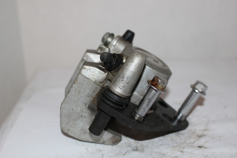 85-88 KAWAWAKI ZX600 86/87 ZX1000 ZL600 LEFT FRONT BRAKE CALIPER