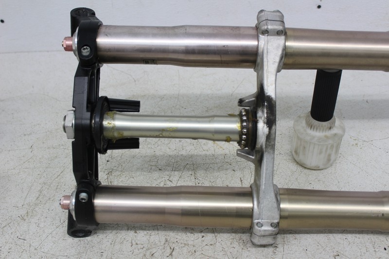 パーツ FRO Fox Performance Series 2.5 Coil-over IFP Shocks 987-02-004