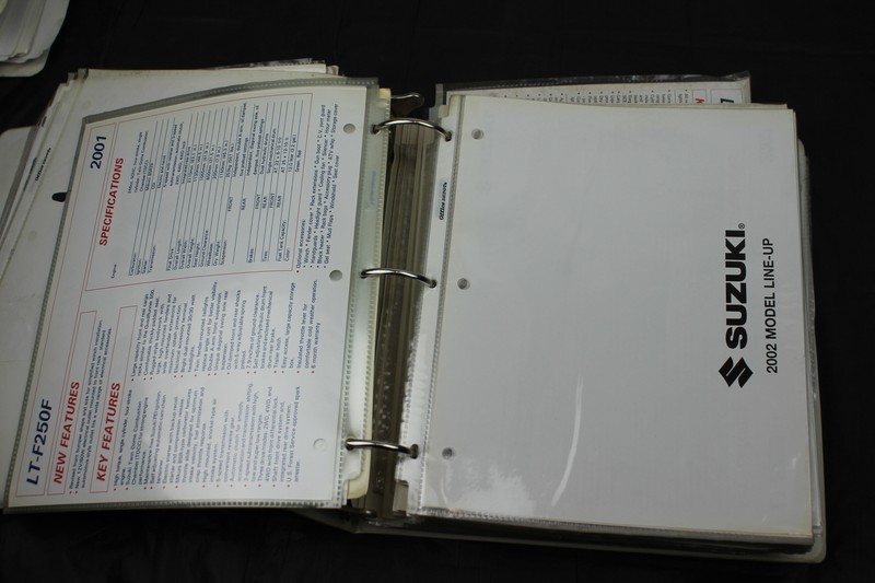 2002 SUZUKI DEALER ONLY MODEL LINE UP INFO MANUAL BOOK | eBay