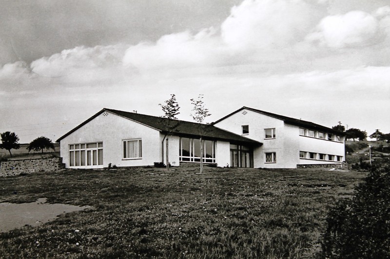 18049 Ak Schullandheim Le Bonner Volksschulen LÃ¼Tzingen Mur Meadow Um1977