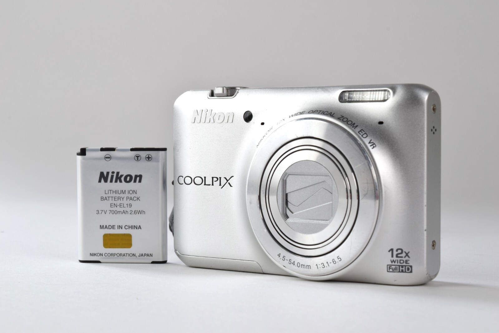 美品 NIKON COOLPIX S6400 箱.付属品あり シルバー Amazon | Nikon デジタルカメラ COOLPIX S6400 タッチパネル液晶