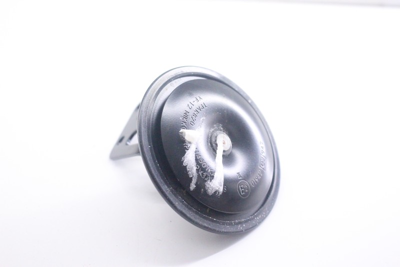 SUZUKI GSXR1000R 2018 HORN SIGNAL 38500-17K00