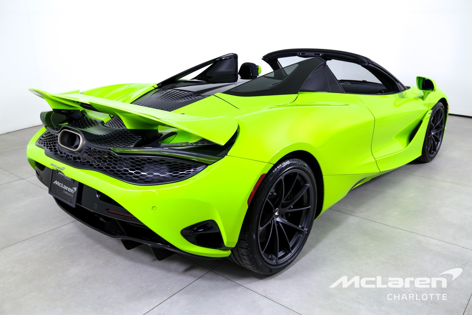 Drool Worthy: 2025 Mclaren 750S Spider   For Sale! - sfhi5zz