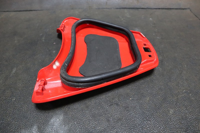 開封現状品　ギャロミオイド　グレーフロッキー 2008 KAWASAKI JET SKI ULTRA LX JT1500 GLOVE BOX COVER LID