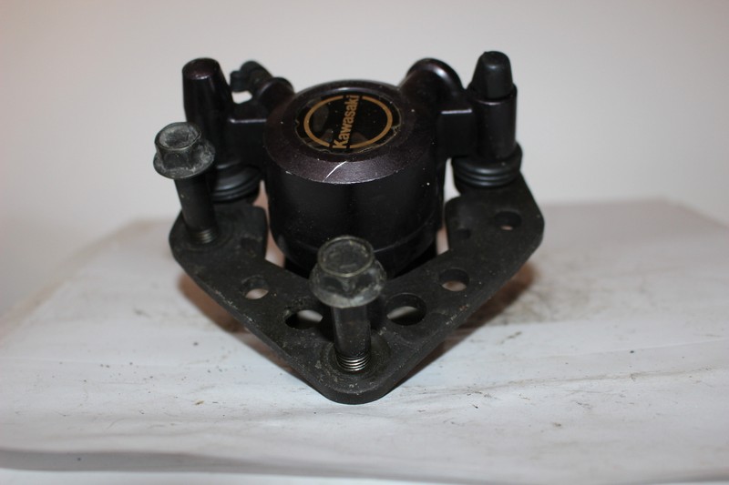 1985 KAWASAKI ZX750 LEFT FRONT BRAKE CALIPER (KBC113) | eBay UK
