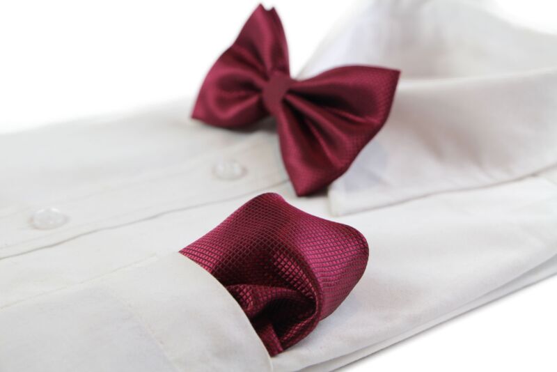 Mens Plum Plain Coloured Checkered Bow Tie & Matching Pocket Square Set