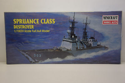 SPRUANCE CLASS DESTROYER MINICRAFT 1/700 NEUF EN BOITE
