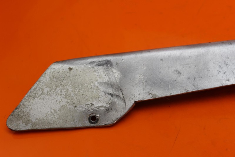 00-05 KAWASAKI NINJA ZX12R REAR BACK DRIVE CHAIN GUARD COVER