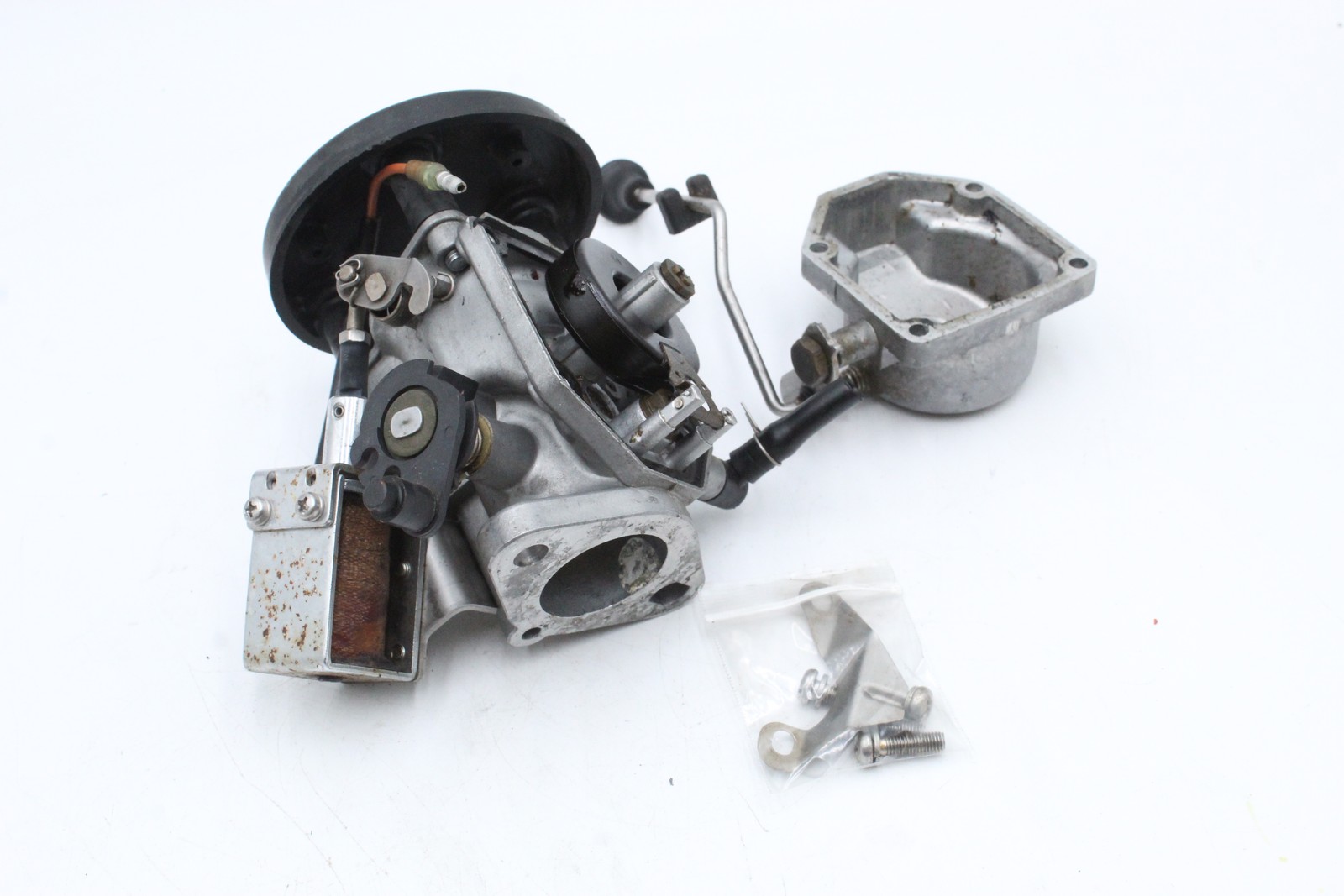 13200-96304 Suzuki DT25 DT30 25 30 HP 2-Stroke Carburetor Carb Outboard