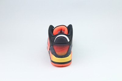 JORDAN SNEAKER - J BALVIN X JORDAN 3 'RIO'