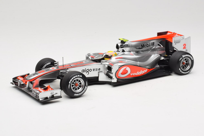 McLaren MP4-25 Mercedes #2 L. Hamilton 2010 1:18 Minichamps | 530101802