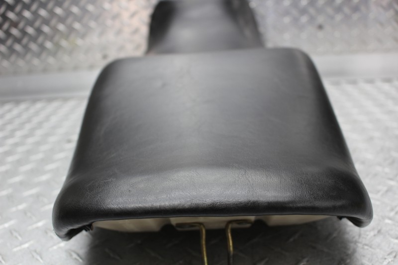 Si出品 1988 Kawasaki Ninja ZX1100 FRONT SEAT DOUBLE SADDLE | eBay