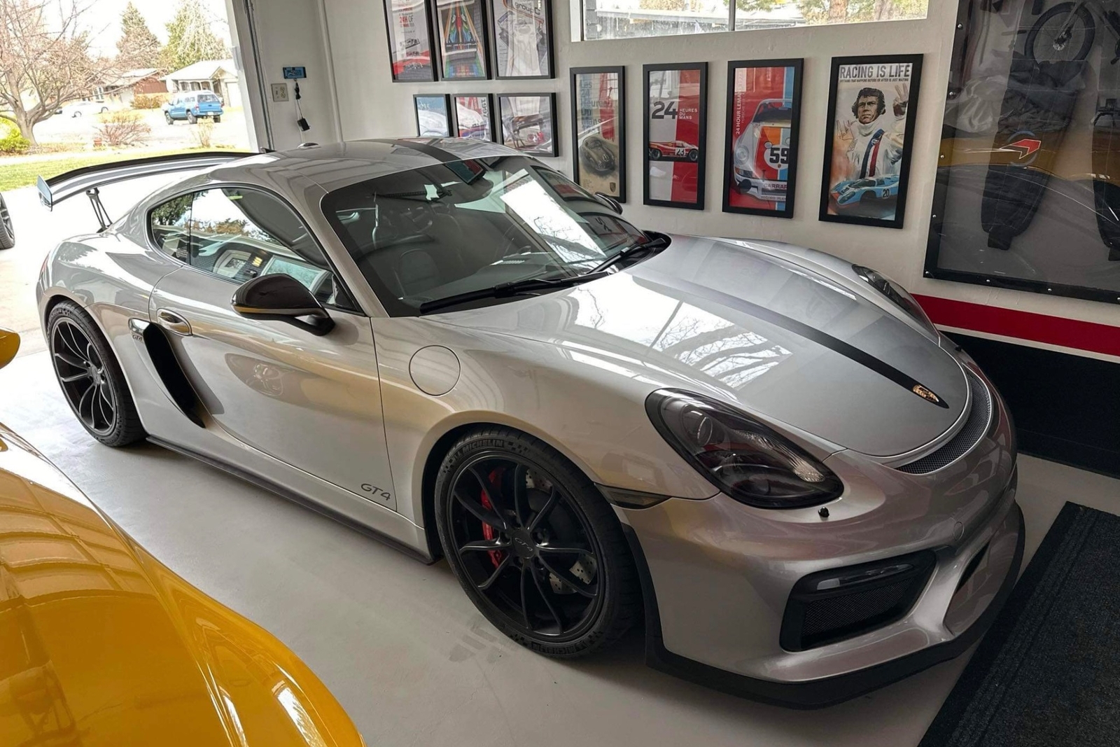 2016 Porsche Cayman GT4