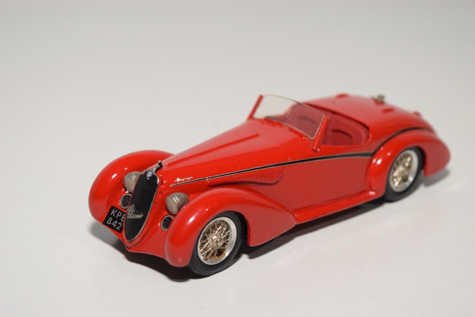 人気特価激安 MODELS WESTERN 1:43 B7 ALFA RED SPYDER B 2900 2900B 8C ROMEO ミニカー
