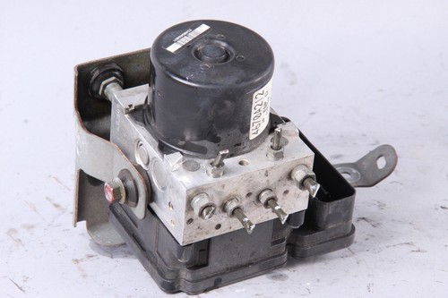 Air Intake Throttle Body For Mitsubishi V31 4G64 MD348467 MD