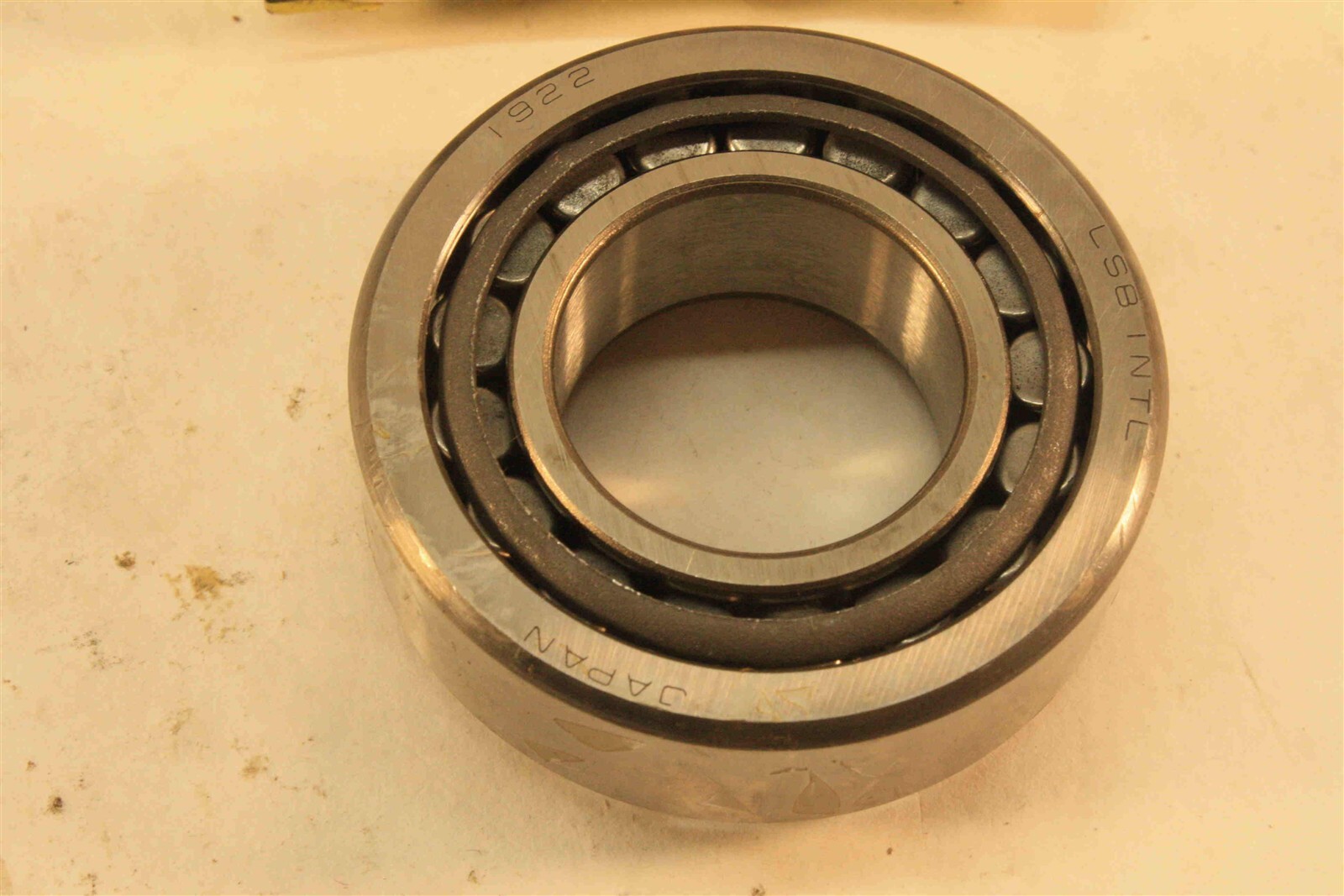 【FESN】 W.P.S.I BUILT IN SPEED BEARINGS FESN】 W.P.S.I BUILT IN SPEED BEARINGS W.P.S.I BUILT IN