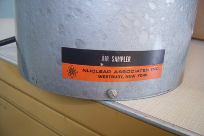 Nuclear Associates M4-101 Hi Volume Air Sampler  ~ vacuum motor ~ CHEAP