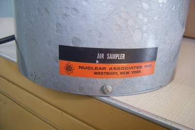 Nuclear Associates M4-101 Hi Volume Air Sampler  ~ vacuum motor ~ CHEAP