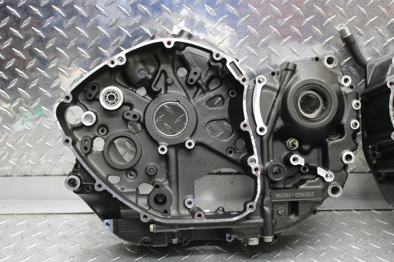 独特な店 YAMAHA 2014 BOLT 5S7 CASES CRANK CRANKCASE SPEC R XVS950 パーツ