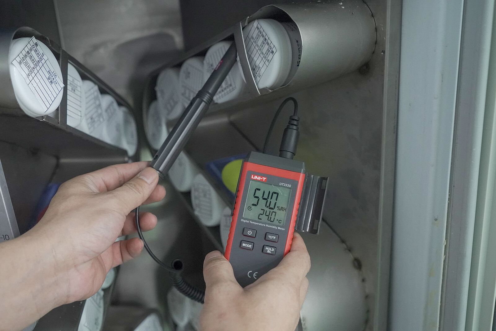 UNI-T UT333S Mini Temperature and Humidity Meter LCD Digital Thermo-Hygrometer✦K