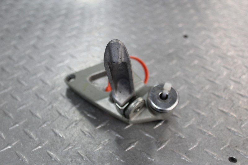 1993 KAWASAKI NINJA ZX6 ZX600E LEFT REAR BACK PASSENGER PEG | eBay