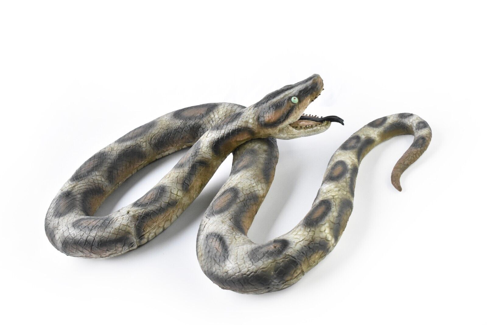 Giant Latex Rubber Anaconda Snake Movie or Theatre Prop Giant Latex Rubber Anaconda Snake Movie or Theatre Prop