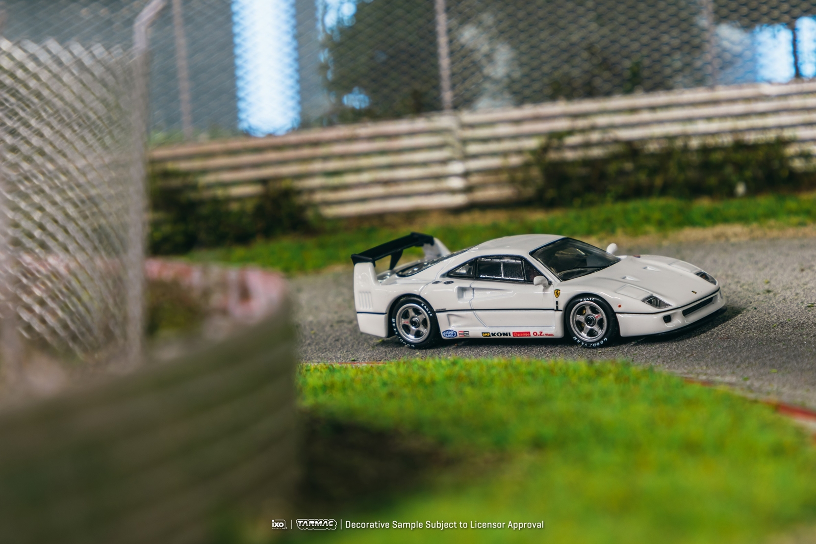 TARMAC iXO Ferrari F40 ホワイト 1/64 未開封 Ferrari F40 Lightweight White - Tarmac Works x IXO Models