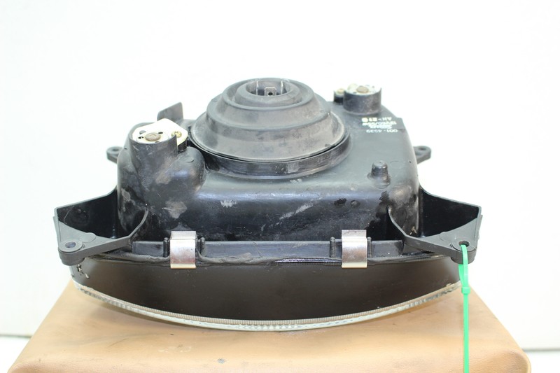 1987 KAWASAKI NINJA ZX750 (#299) HEADLIGHT HEAD LAMP LIGHT