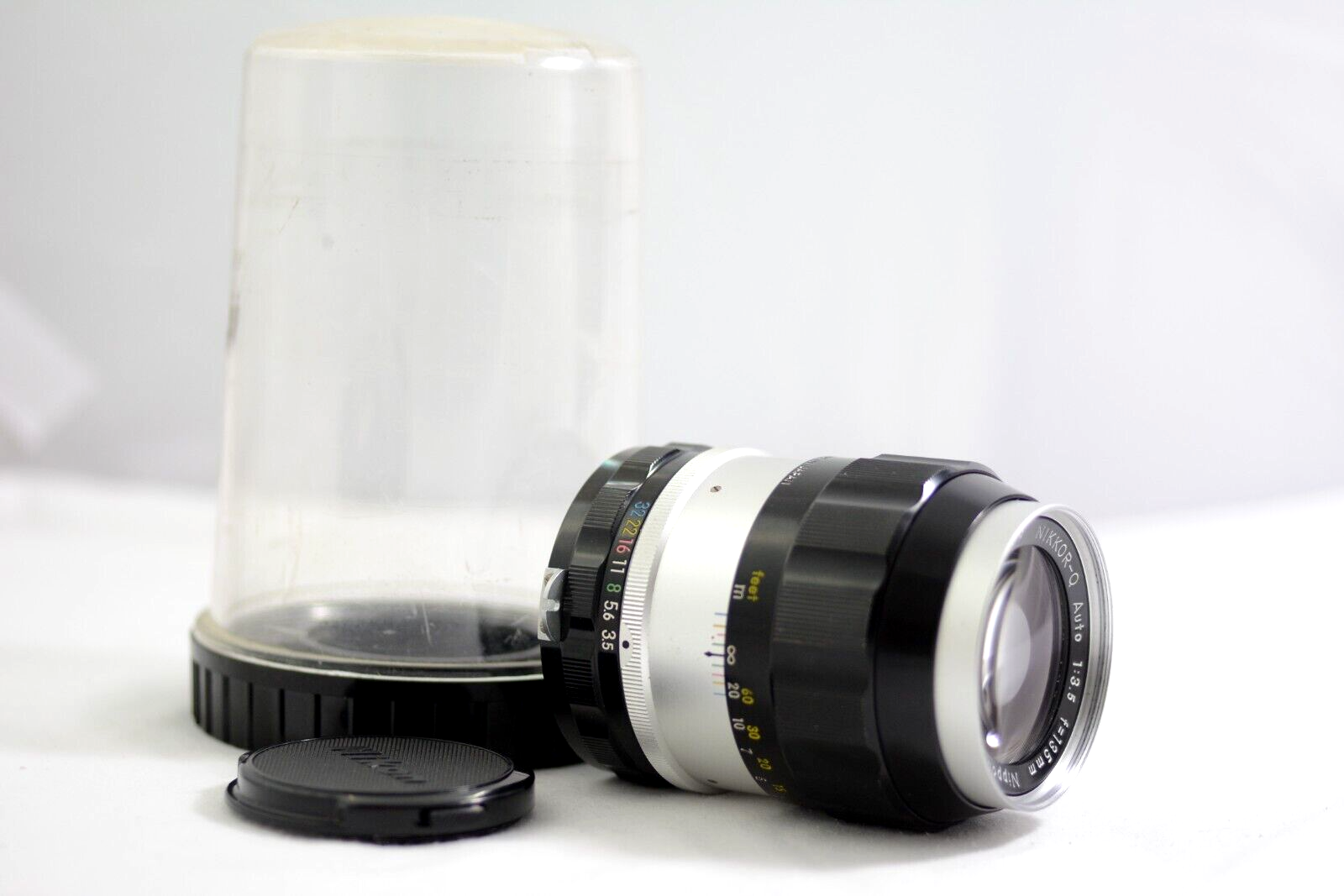 VINTAGE NIKON F NON-AI 135MM F3.5 NIKKOR-Q PORTRAIT CAMERA VINTAGE NIKON F NON-AI 135MM F3.5 NIKKOR-Q PORTRAIT CAMERA