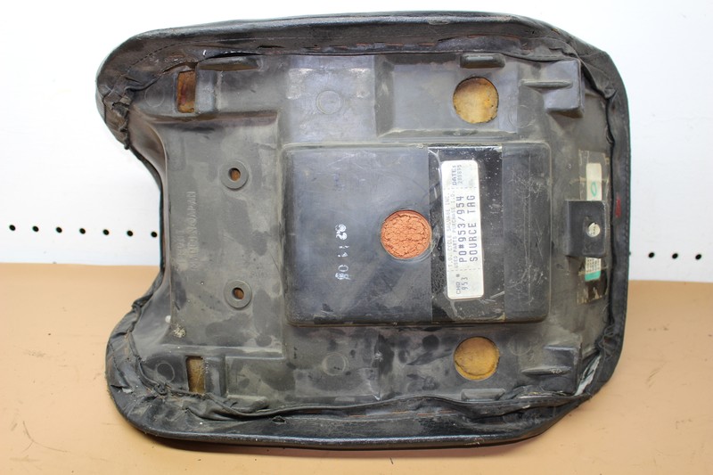 1986 KAWASAKI NINJA ZX1000 front SEAT SADDLE (TOKS09) | eBay