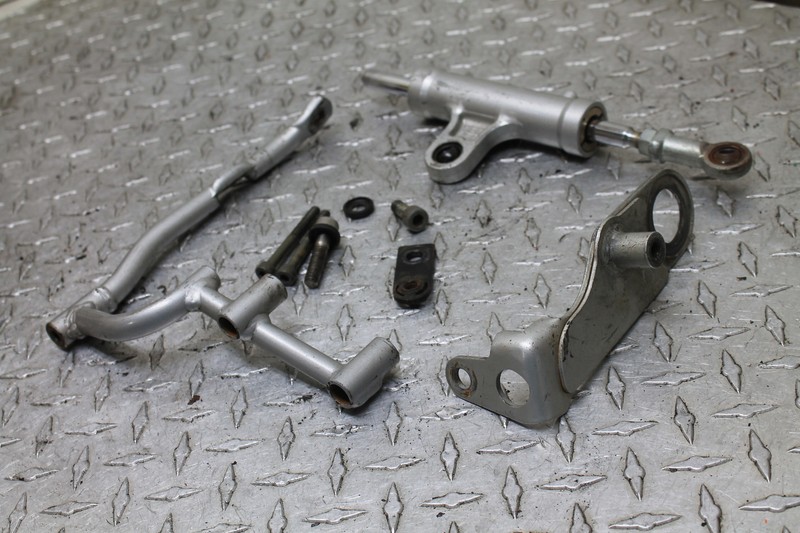 9703 SUZUKI TL1000S STEERING DAMPER STABILIZER W BRACKET OEM 51700