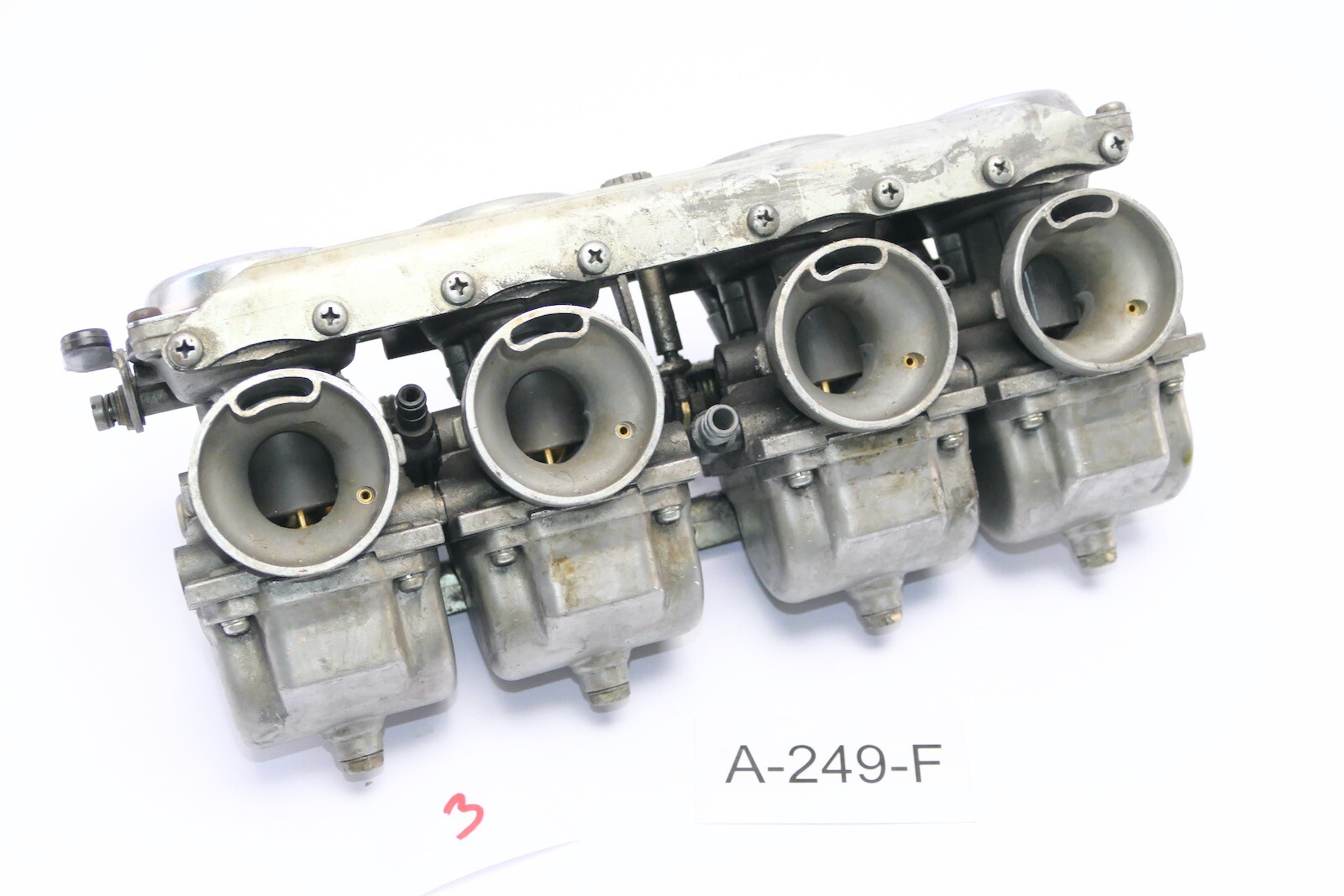 Three S  W-400
アコースティックギター ※商品説明必ずお読み下さい DID/PBR Grandinės komplektas 520VX3 16/44 Standard Suzuki DR