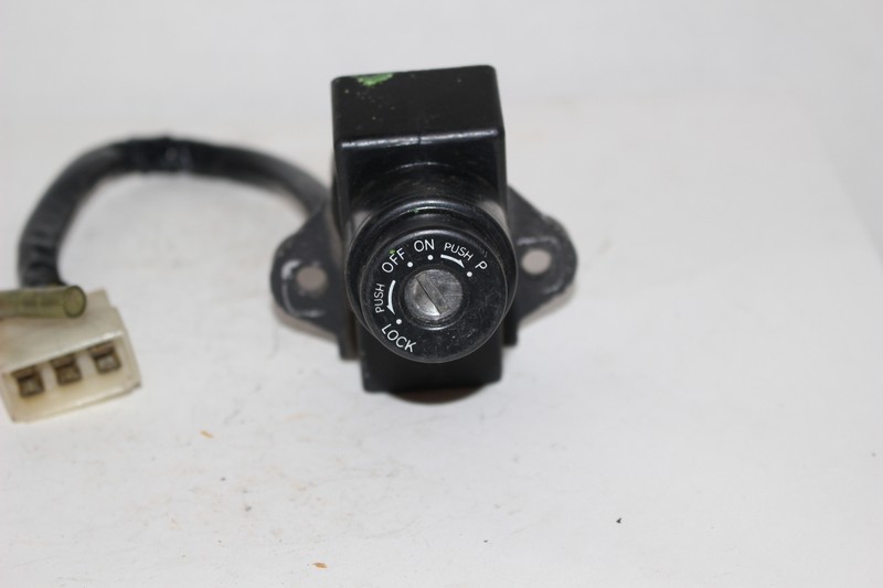 KAWASAKI NINJA ZX900 IGNITION SWITCH LOCK NO KEY Z5082 (TIG219) | eBay