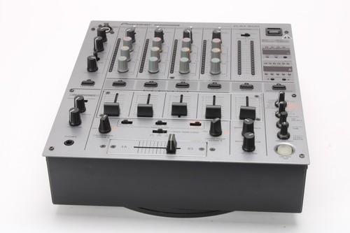【本日限定割引】Pioneer DJM600 DJミキサー 電源ケーブル付き Pioneer DJM-600 4-Channel DJ Mixer Silver With Power Cable