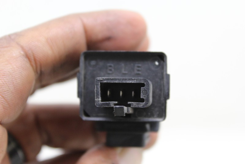 HONDA SHADOW 600 750 CB750 VF750 OEM FLASHER RELAY 38301-MF8-771 C12 | eBay