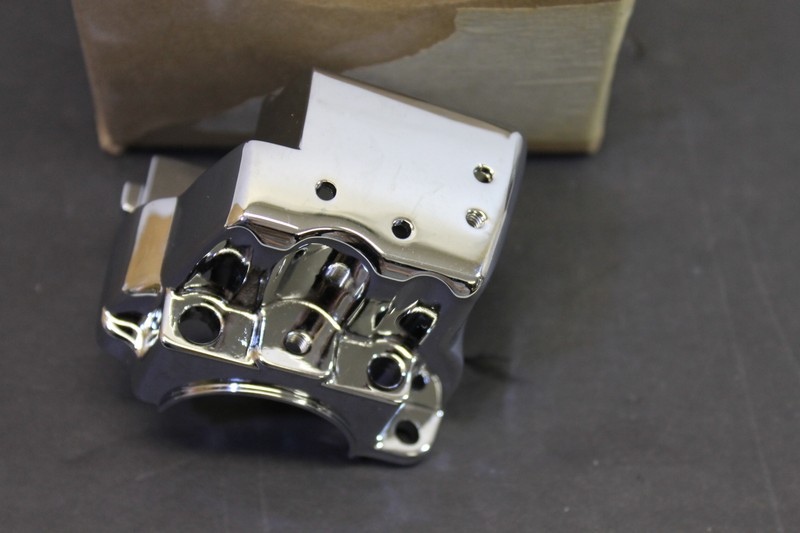 NEW HARLEY DAVIDSON CHROME ULTRA SWITCH HSG,LWR/R 71612-96 | eBay
