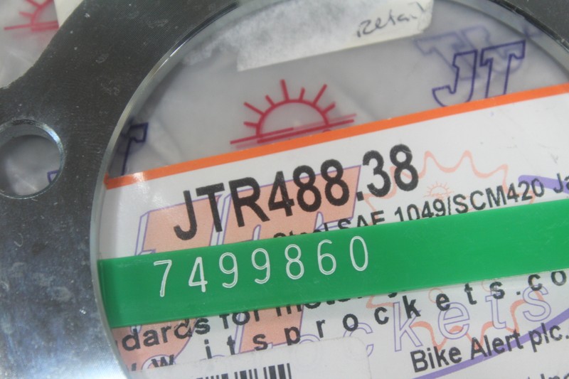 2005 KAWASAKI NINJA ZX12R ZX1200B (JT SPROCKETS) REAR BACK