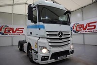 2015 (15 PLATE) Mercedes Benz ACTROS 2345 6x2 Euro 6 Tractor Units